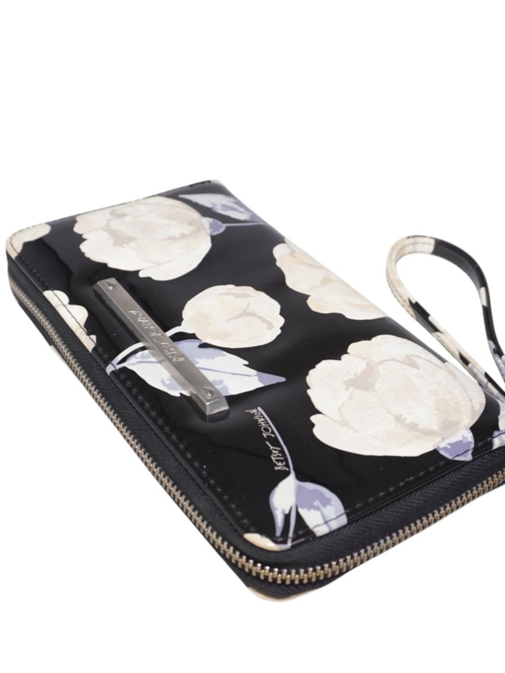 Betsey Johnson Black Patent Leather Floral Zipper Wallet Wristlet Clutch
